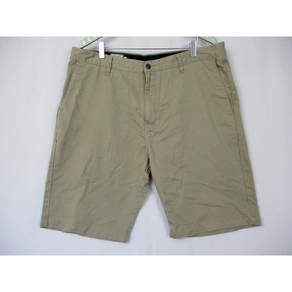 Volcom Men's Flat Front Shorts in Khaki Green